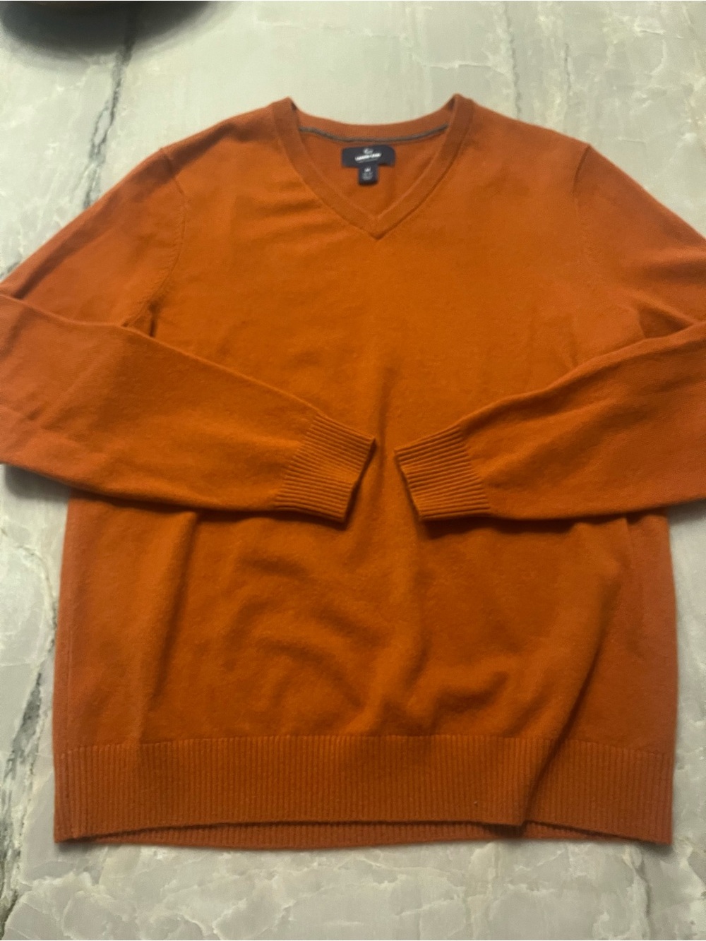 Lands' End Men's V-Neck Sweater in Burnt Orange 100% cashmere